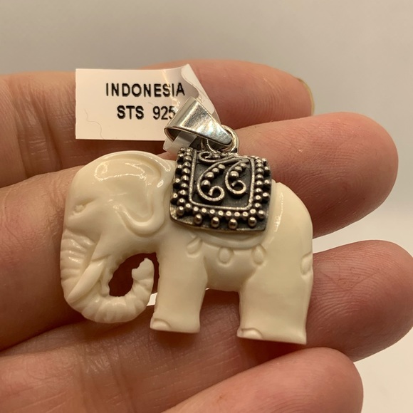 Jewelry - BALI BONE ELEPHANT PENDANT